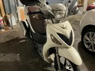 suzuki altro modello - 2010