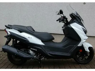 sym joymax 300i | nur 1.250 km | garantie bis 12.2028