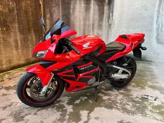 honda cbr 600 rr rosso