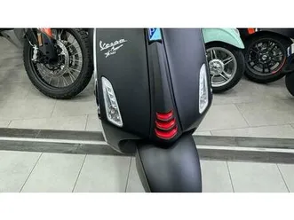 vendo vespa sprint 150 s (2023 - 25) usata a napoli (codice 9889281) - moto.it