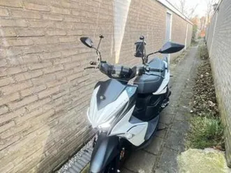 kymco super r 8 euro 5 — scooters | kymco — marktplaats
