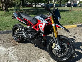 aprilia dorsoduro 900