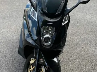 scooter gilera gp800