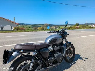 triumph bonneville t120 black