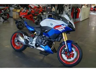 bmw f900xr style sport +2 pakete+4 extras**my 2026*