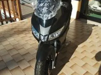 aprilia sxr 50 sport