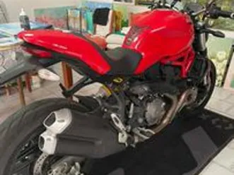 ducati monster 821 (depotenziata a2)