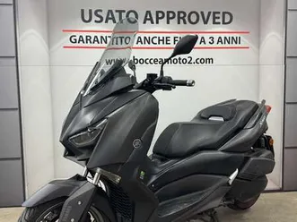 yamaha x-max 300 nero
