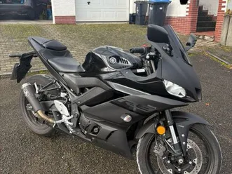 yamaha r3