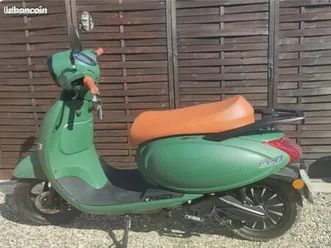 scooter électrique pink pop 2025 - 150 km seulement