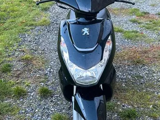 scooter peugeot kisbee
