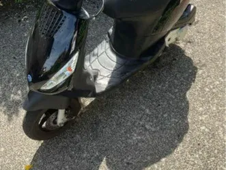 scooter zip