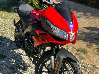 aprilia tuono
