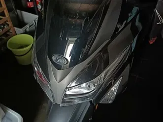 ② kymco x town 300 cc