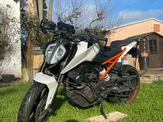 ktm duke 125