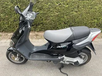 piaggio skipper st 125