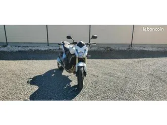 honda hornet 600 2008 blanc