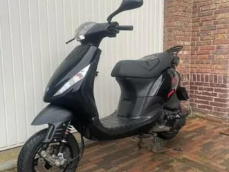 piaggio zip. 125cc leader. sp vork nette staat — scooters | piaggio — marktplaats