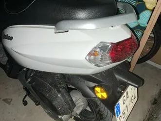 scooter kisbee 50 cc