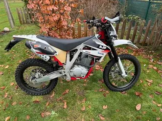 ② ajp 240 pr3 2017 enduro