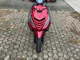 piaggio zip 2