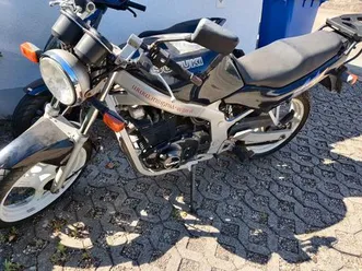 suzuki gs500 e