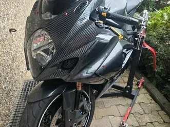 suzuki gsxr k7 k8