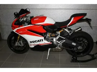② ducati panigale 959 corse