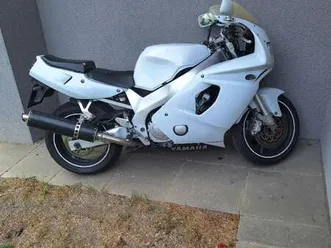 fzr 600r
