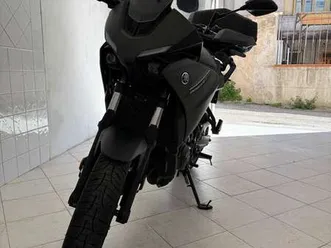 yamaha tracer 7 grigio