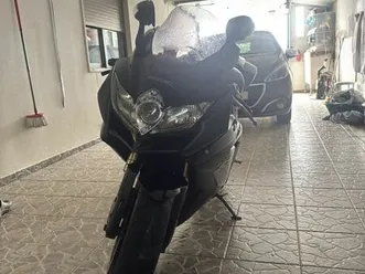 gsxr 600 k8 full power coimbra (sé nova, santa cruz, almedina e são bartolomeu)