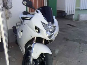 suzuki gsxr 1000 moita