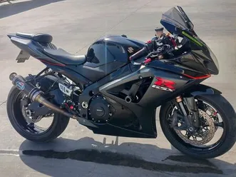 gsxr1000.k8 quickshift,full extras...mota de garagem. barreiro e lavradio