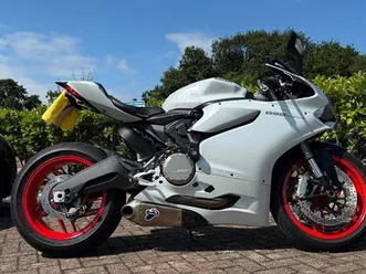 ducati 899 panigale super sports petrol manual (140 ps) 898 cc