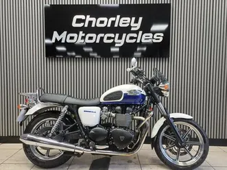 triumph bonneville 865 7812 miles, stunning, delivery, px 865 cc