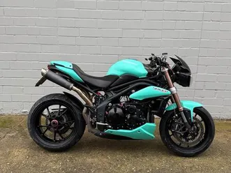 triumph speed triple 1050