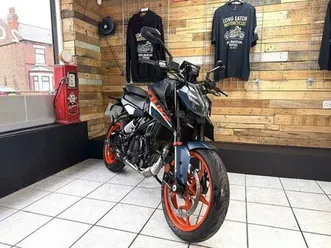 ktm 125 duke 125 naked
