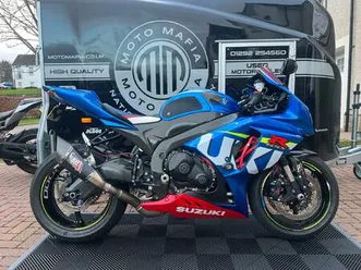 suzuki gsx-r1000 euro 4 999 cc