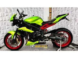 triumph street triple rx 670