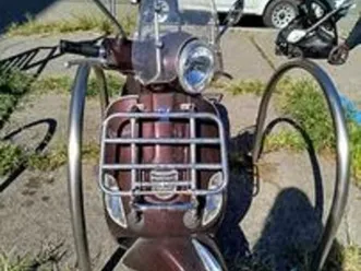 vespa lx 125 3v ie touring- 2013 limited edition