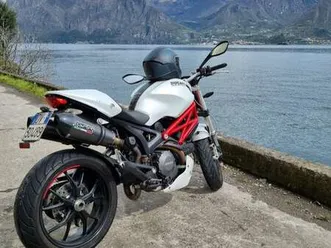 ducati monster 796 bianco