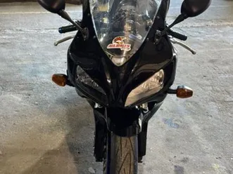 cbr 1000 rr em muito bom estado aceito trocas turquel