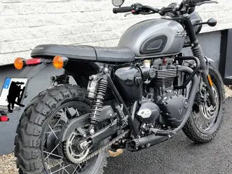 triumph bonneville t120 black