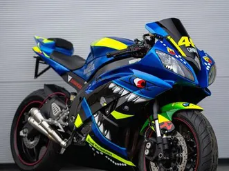 yamaha r6 rj15 – unikat im valentino rossi shark design