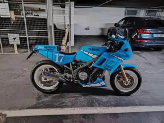 yamaha fz 750 lesen!!