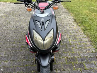 verkaufe roller keeway