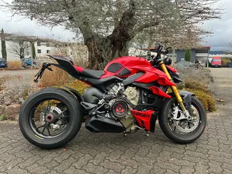 ducati streetfighter v4 s versand ab 214€