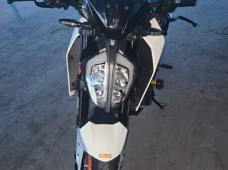 ktm - duke 390