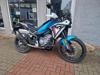 cfmoto mt 450 2 zylinder vorführfahrzeug zu verkaufen mit 150 km