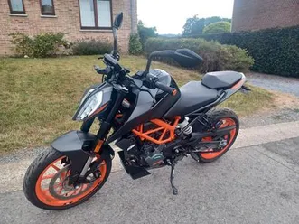 ② ktm duke 125
